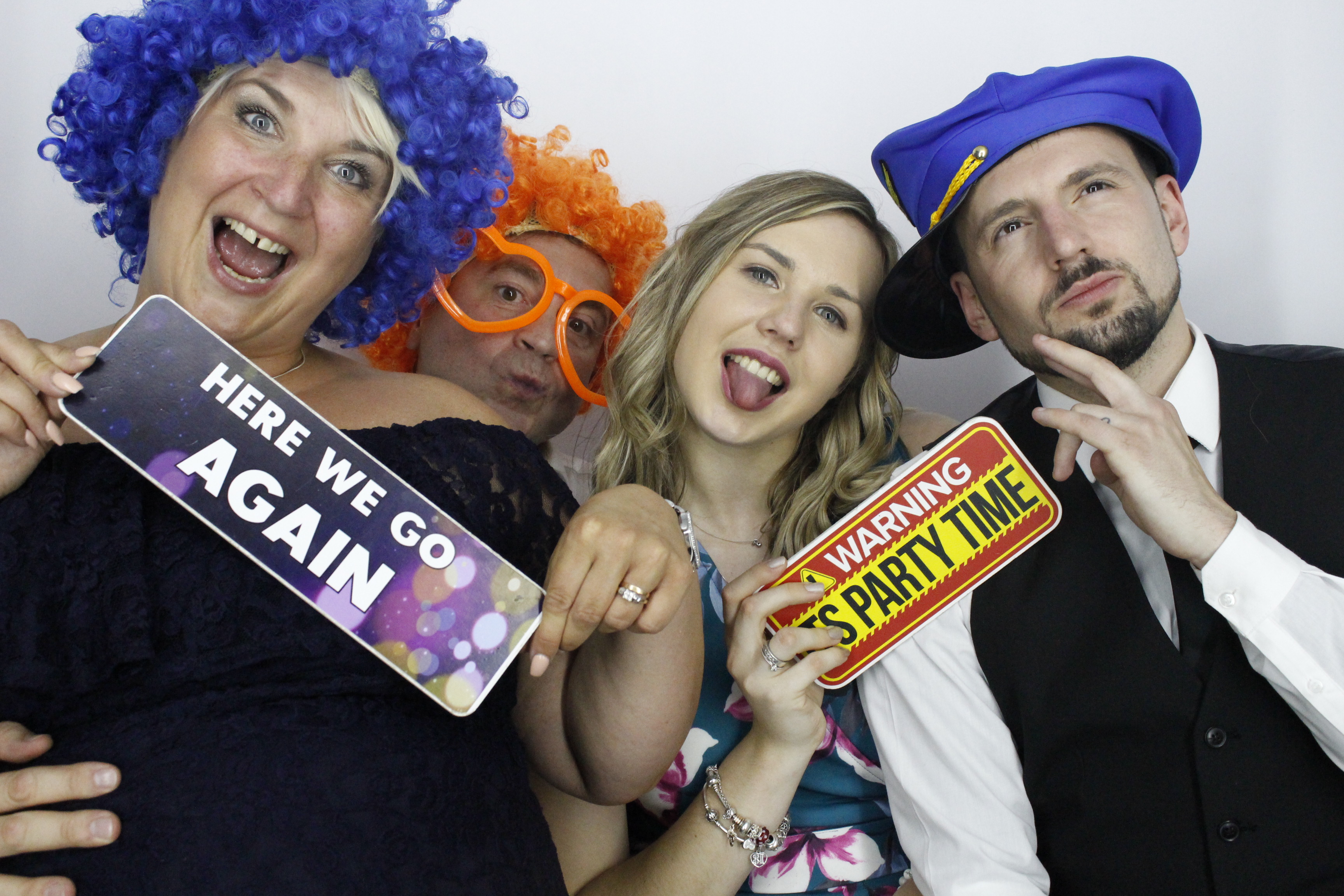 Sam & Rachel's Wedding | View more photos from the event at gallery.myphotoboothexperience.co.uk/u/MyPhotoBoothExperienceLtd/Sam-Rachels-Wedding